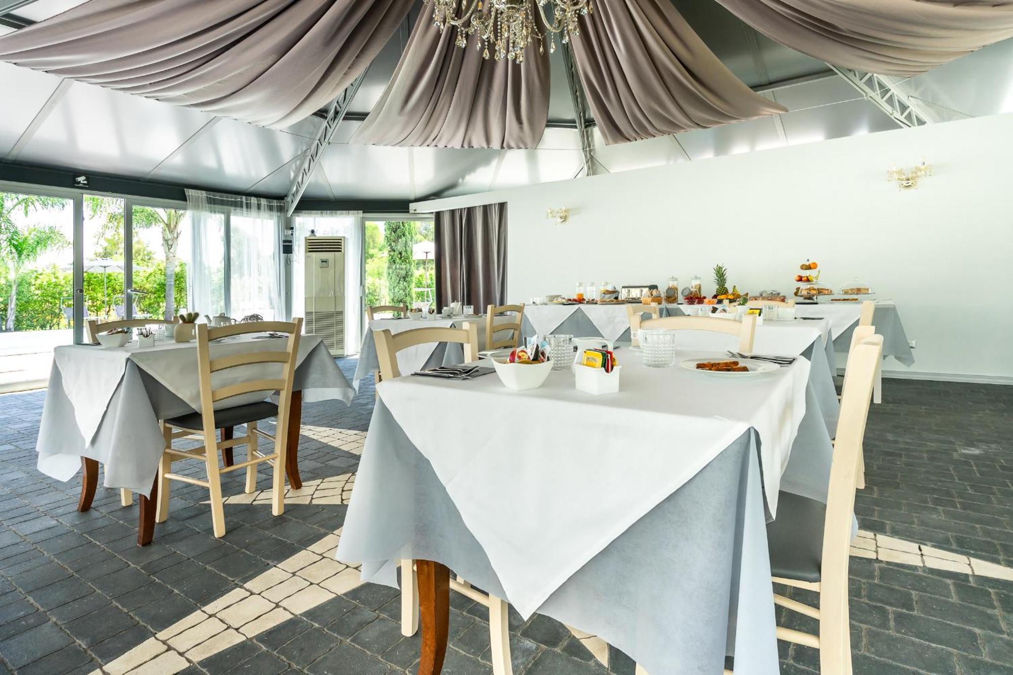 Casale Delle Ronde B&B ラティーナ エクステリア 写真